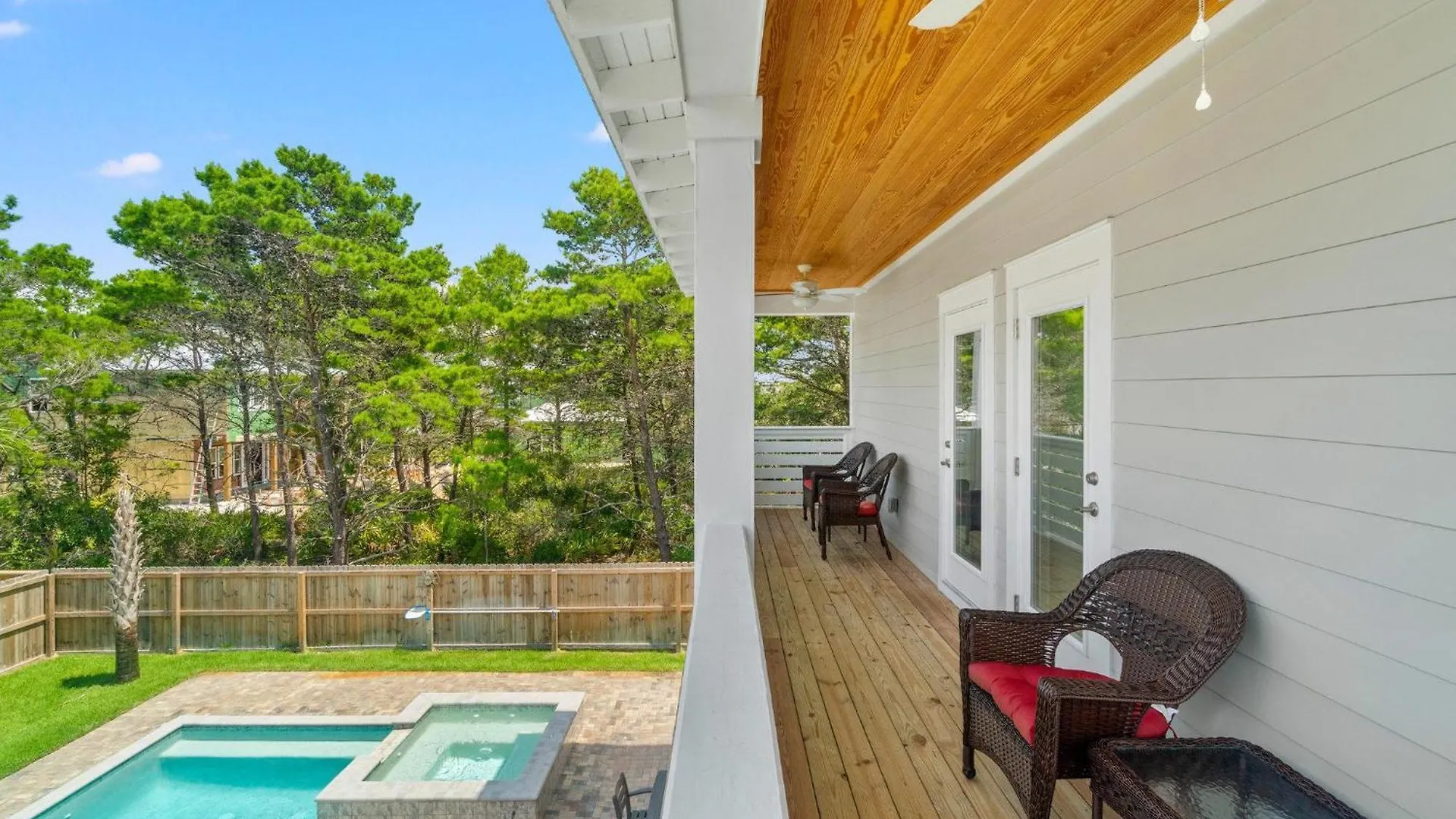 The Sand Emperor With Jetted Pool And Game Room Destin Holiday home