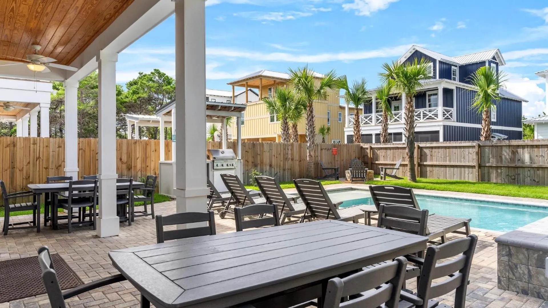 The Sand Emperor With Jetted Pool And Game Room Destin